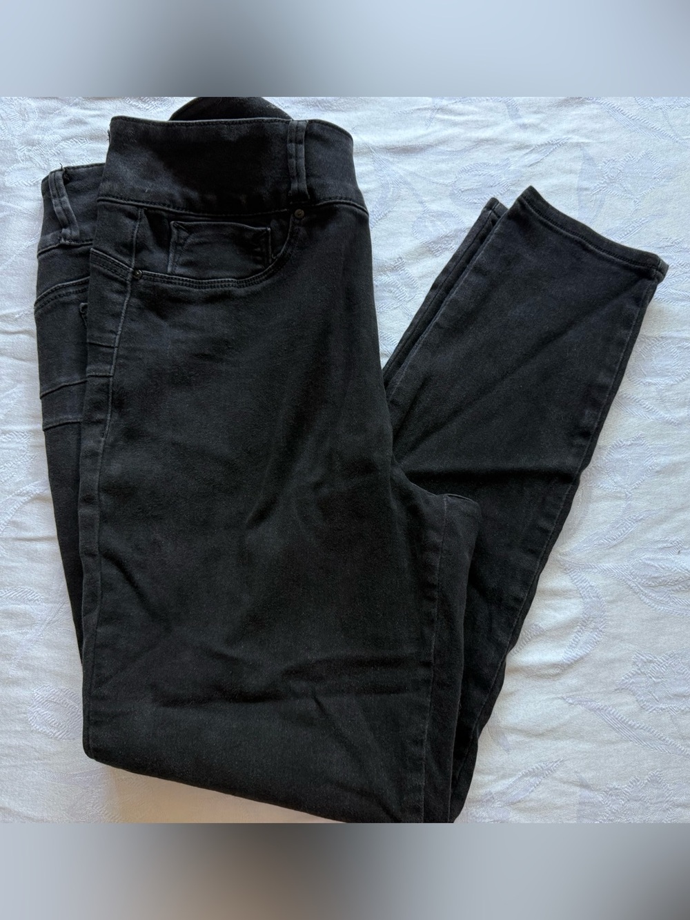 Seven7 High Rise Curvy Legging Black Denim Jeans Super Soft